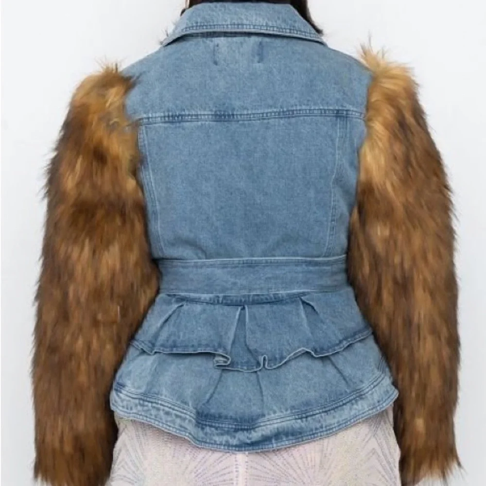 Azalea Wang‎ Denim Jacket Fur Sleeves Belted Ruffle Peplum Size Large NWOT